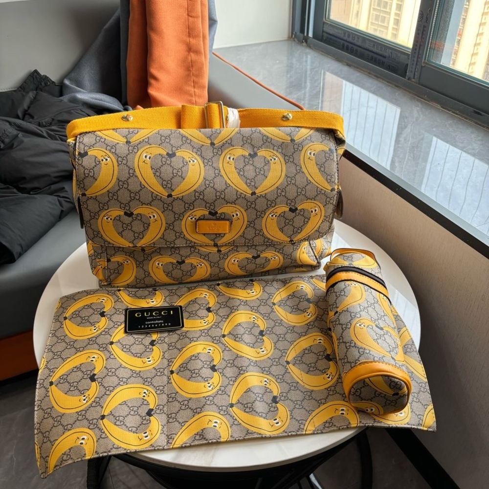 Fashion Yellow and Gray Baby Bag Set